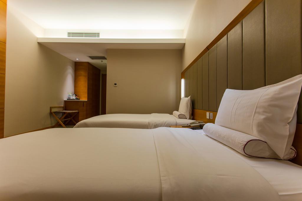 Ji Hotel Wuhan Guanggu Plaza الغرفة الصورة