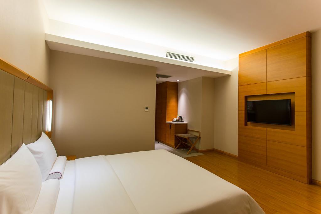 Ji Hotel Wuhan Guanggu Plaza الغرفة الصورة