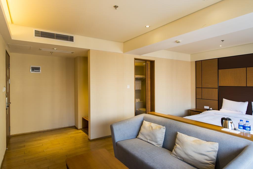 Ji Hotel Wuhan Guanggu Plaza المظهر الخارجي الصورة